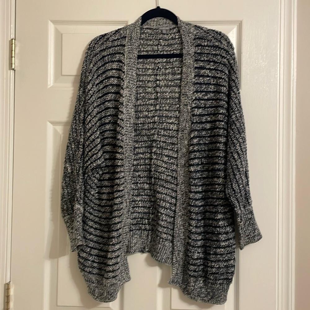 Navy & white knitted cardigan size Medium